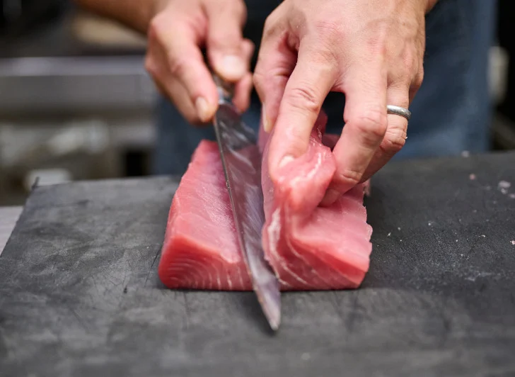 BLUEFIN TUNA CARVING